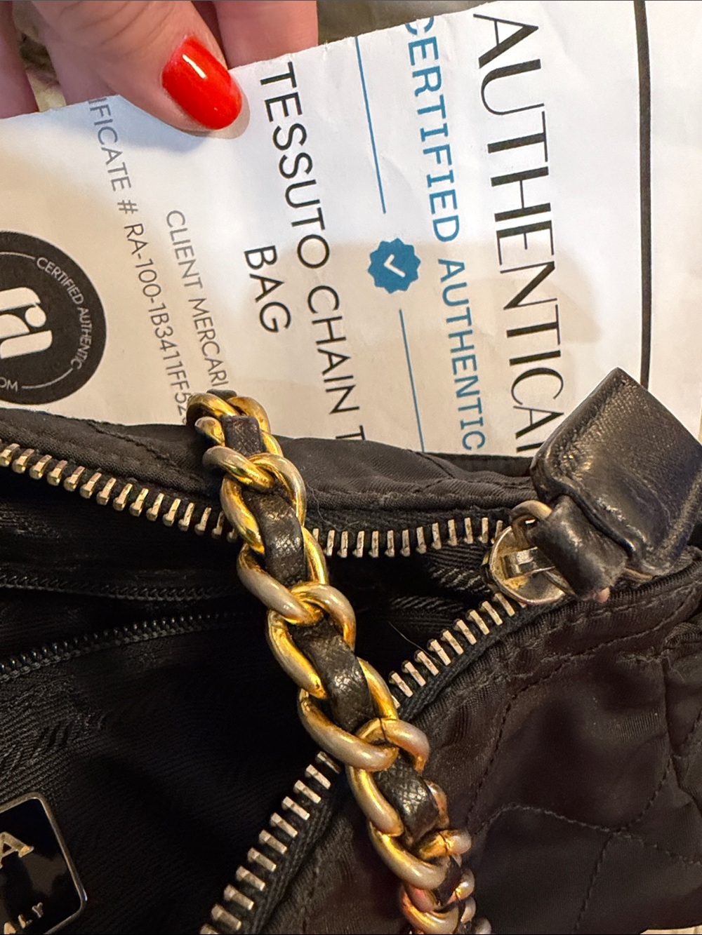 Prada⭐️⭐️Black Quilted Shoulder Bag with Gold Chain. No damages. - Picture 13 of 14